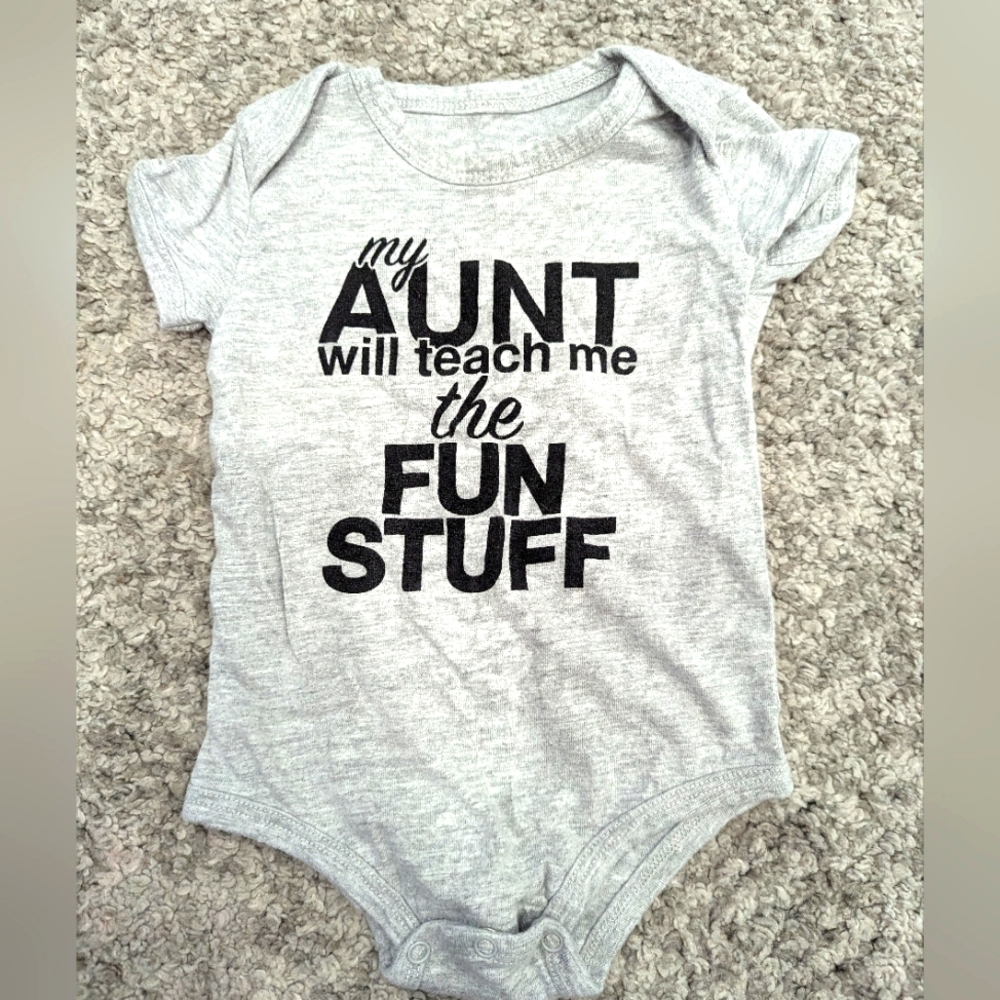 Gender neutral baby onesie. Thyme maternity.